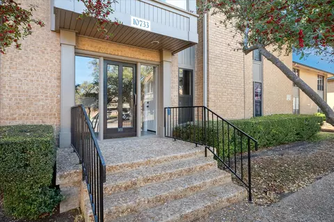 10733 Villager Rd #B, Dallas, TX 75230