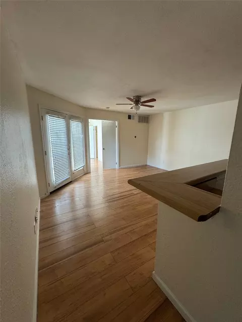 9801 Walnut St #A305, Dallas, TX 75243