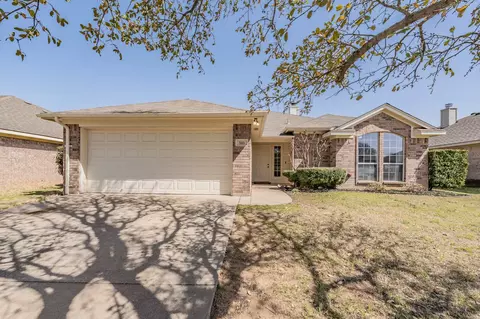525 Birch St, Crowley, TX 76036