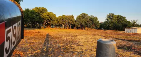 592 Pike Rd, Gunter, TX 75058