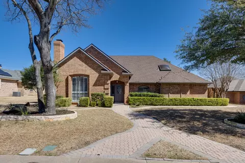 1508 Rocky Creek Cir, Cedar Hill, TX 75104