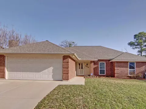 4840 Barberry Dr, Fort Worth, TX 76133