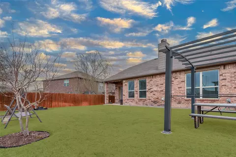 Exterior - 2017 Brenham Dr, Forney, TX 75126 photo 5 of 8