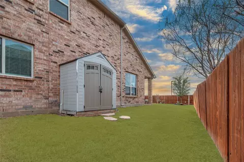 Exterior - 2017 Brenham Dr, Forney, TX 75126 photo 7 of 8