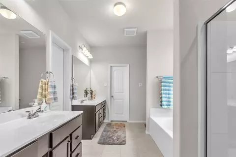 Entry Way - 2017 Brenham Dr, Forney, TX 75126 photo 5 of 7
