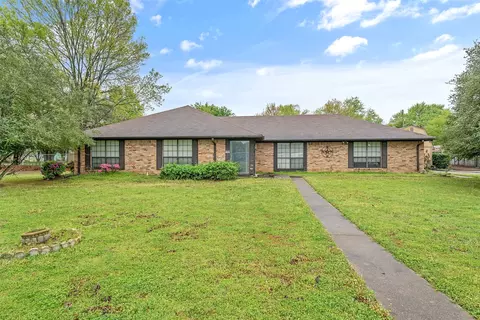 146 E Loop 564, Mineola, TX 75773