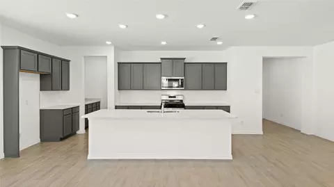 7529 Prairie Holly Ln, Midlothian, TX 76084