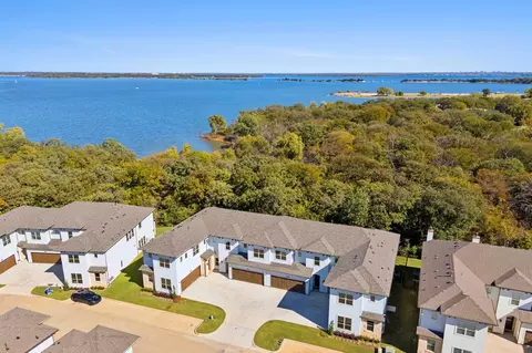 444 Waters Edge Dr #719, Hickory Creek, TX 75065