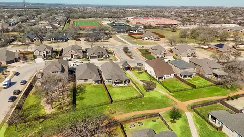 2402 Alloway Dr, Corinth, TX 76210 photo 40
