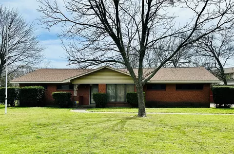 109 E Grady St, Blooming Grove, TX 76626