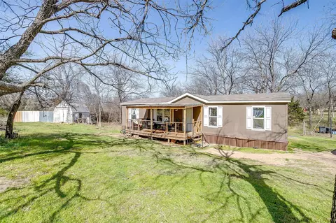 318 Lelon Ct, Springtown, TX 76082