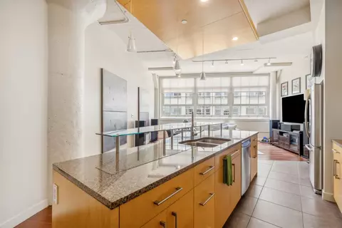 2600 W 7th St #1403, Fort Worth, TX 76107
