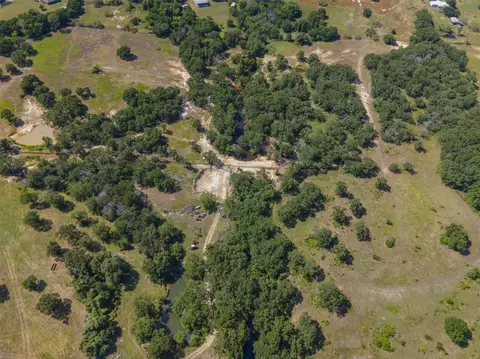 Undisclosed, Springtown, TX 76082 photo 4