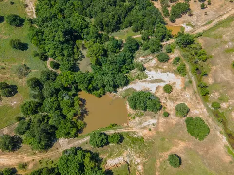 Undisclosed, Springtown, TX 76082 photo 3