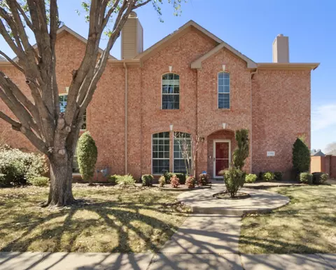 1700 Massey Dr, Lewisville, TX 75067
