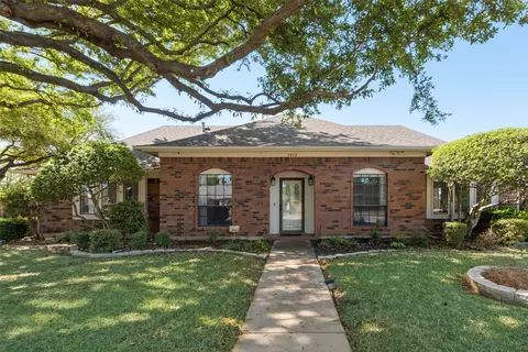 3812 Danbury Dr, Arlington, TX 76016