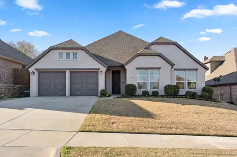 549 Inwood St, Benbrook, TX 76126