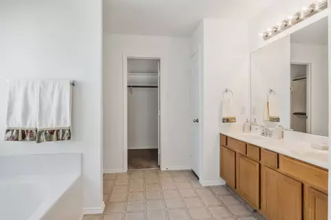 1009 Fort Apache Dr, Haslet, TX 76052 photo 10