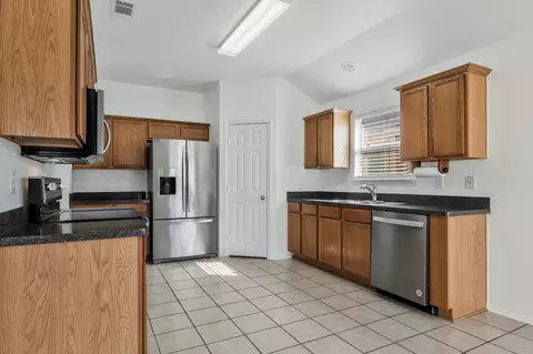 1009 Fort Apache Dr, Haslet, TX 76052 photo 25