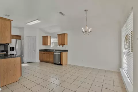 1009 Fort Apache Dr, Haslet, TX 76052 photo 7