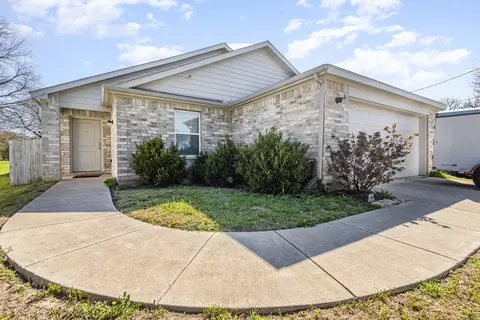 5660 Bon Aire Dr, Dallas, TX 75241