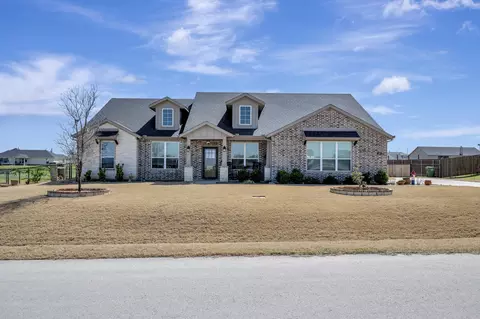 169 Oak Grove Dr, Rhome, TX 76078