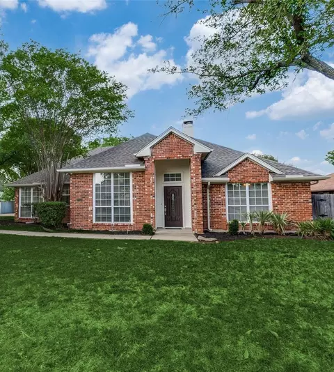 6819 Hyacinth Ln, Dallas, TX 75252