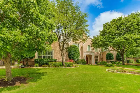 1713 Broadmoor Dr, Keller, TX 76262