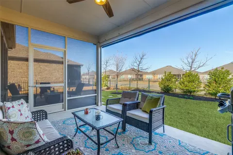 8019 Reservoir Dr, Frisco, TX 75036