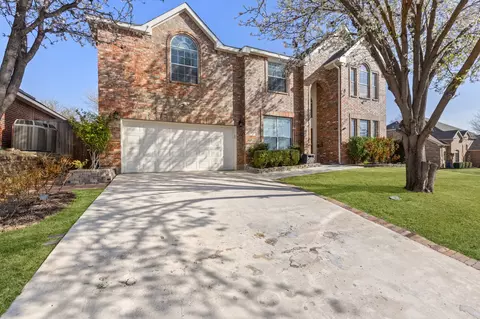 5557 Seabury Dr, Fort Worth, TX 76137