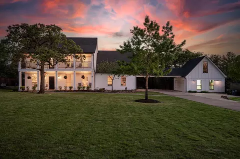 1514 S Treehouse Ln, Keller, TX 76262