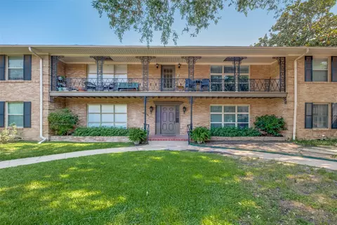 6131 Bandera #B, Dallas, TX 75225