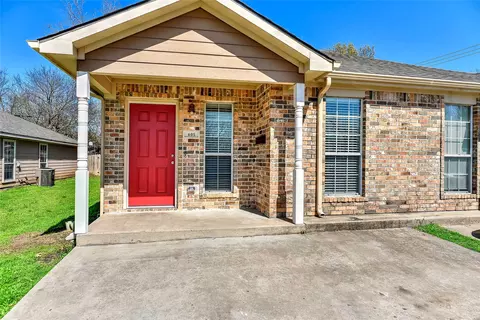 403-405 N Burdette Ave, Sherman, TX 75090