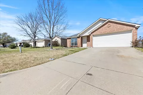 Exterior - 129 Jackson Dr, Terrell, TX 75160 photo 4 of 4