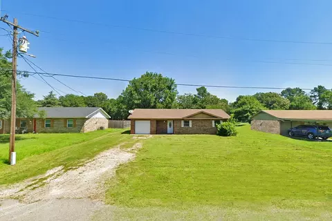 6085 Waggoner, Reno, TX 75462