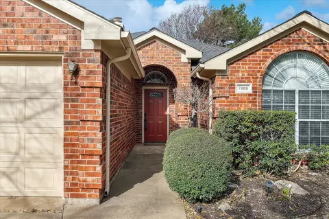 7008 Lomo Alto Dr, Fort Worth, TX 76132