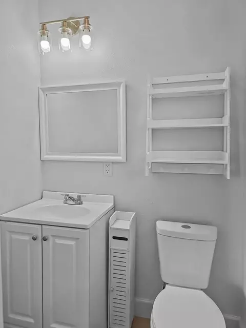 Bath - 208 N 6th St, Celeste, TX 75423 photo 2 of 2