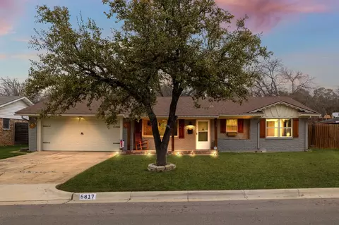 5817 N Hills Dr, North Richland Hills, TX 76117