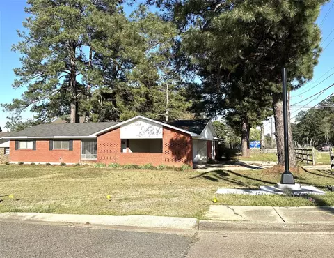 9137 Blom Blvd, Shreveport, LA 71118