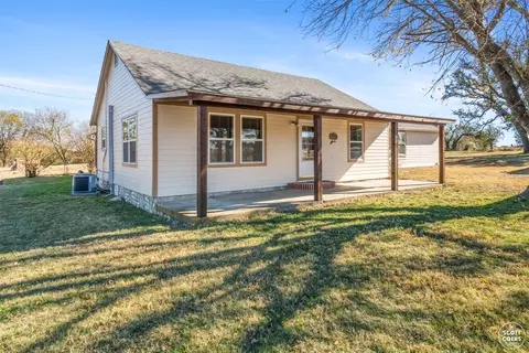 10520 Fm 1467 N, Blanket, TX 76432