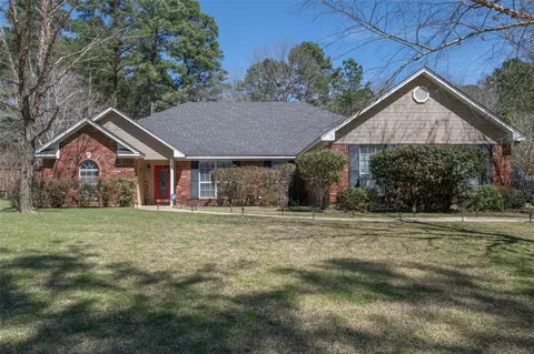 1406 Whispering Pines Dr, Minden, LA 71055
