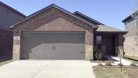 2021 Crested Jay Dr, Crandall, TX 75114