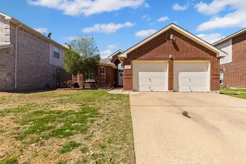 1811 Creekpark Trl, Arlington, TX 76018