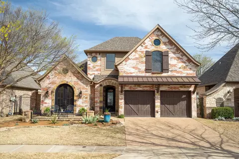 813 Silver Lake Dr, Keller, TX 76248