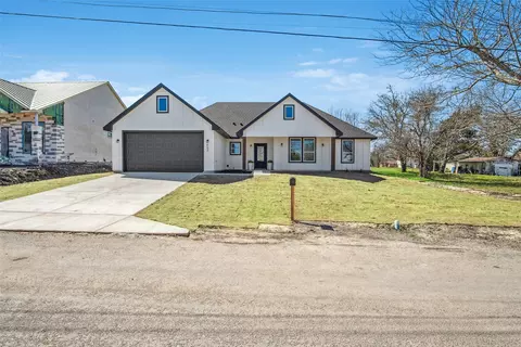 403 Haislip St, Farmersville, TX 75442