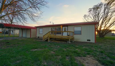 1685 County Road 2925, Dodd City, TX 75438