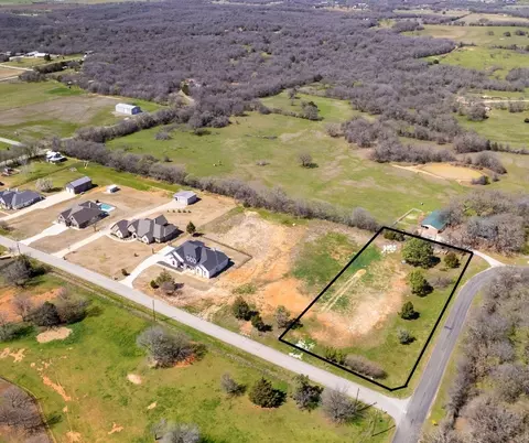 7350 Shady Oak Dr, Aubrey, TX 76227