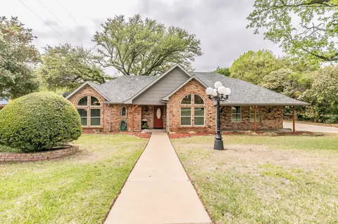 4010 Kelsey Ct, Grapevine, TX 76051