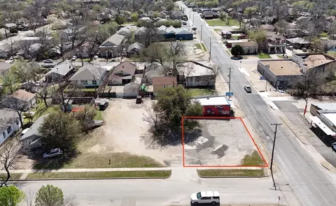 1701 Vaughn Blvd, Fort Worth, TX 76105