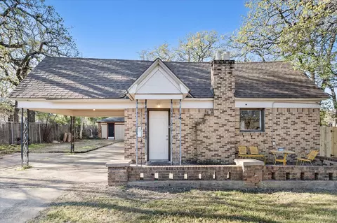 4450 Normandy Rd, Fort Worth, TX 76103